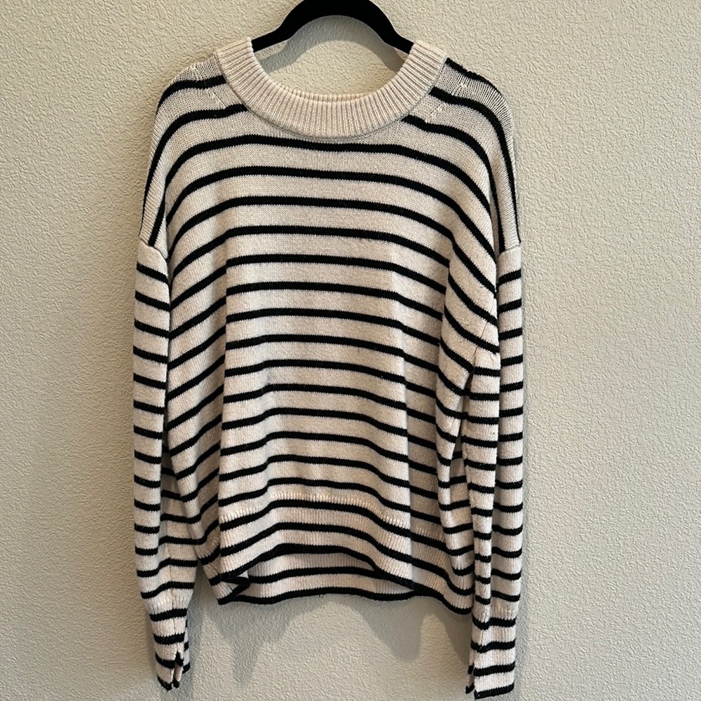 H&M Striped Black and White Sweater, size XL